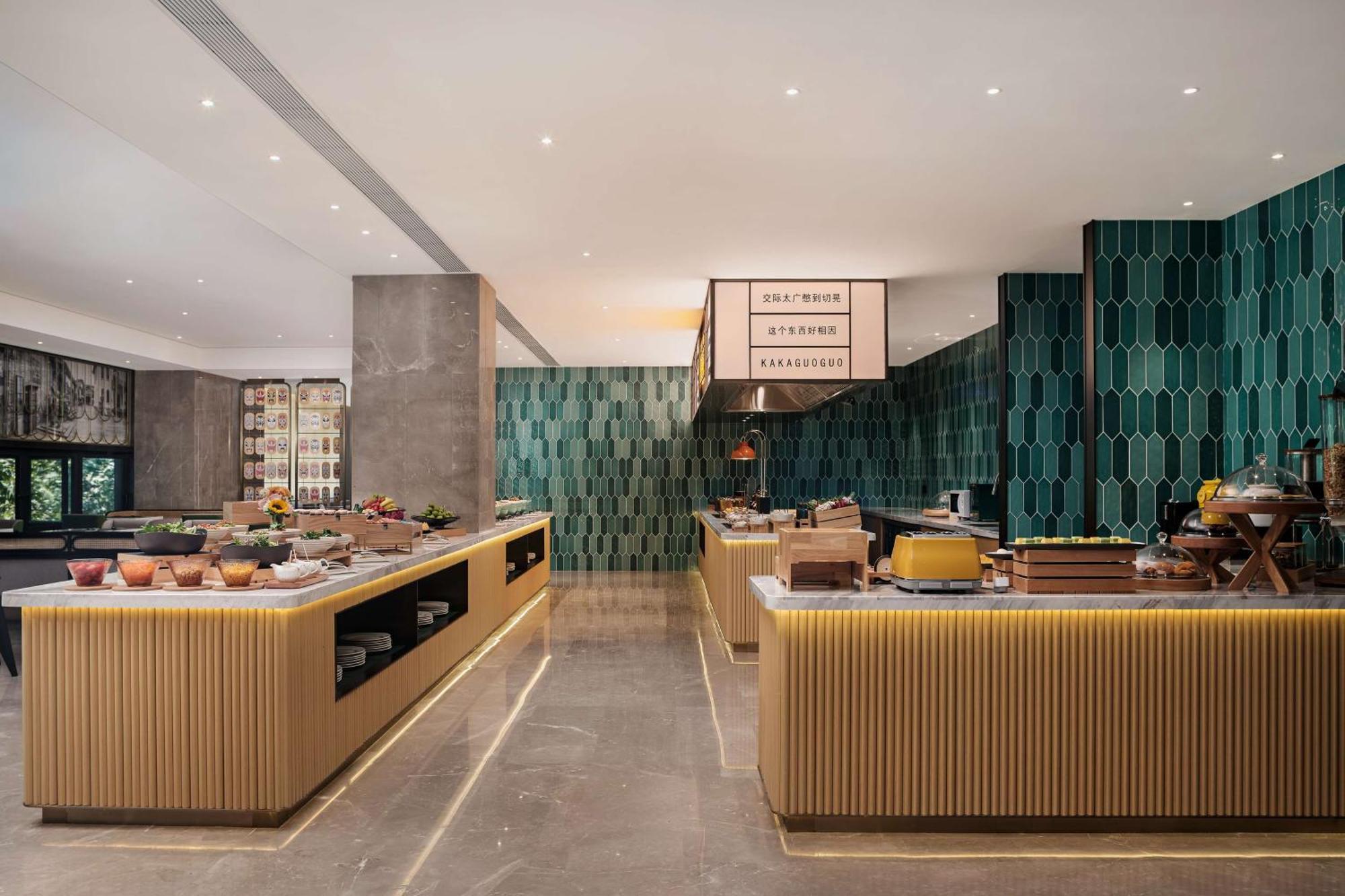 Hilton Garden Inn Chengdu Kuanzhai Alley Ngoại thất bức ảnh