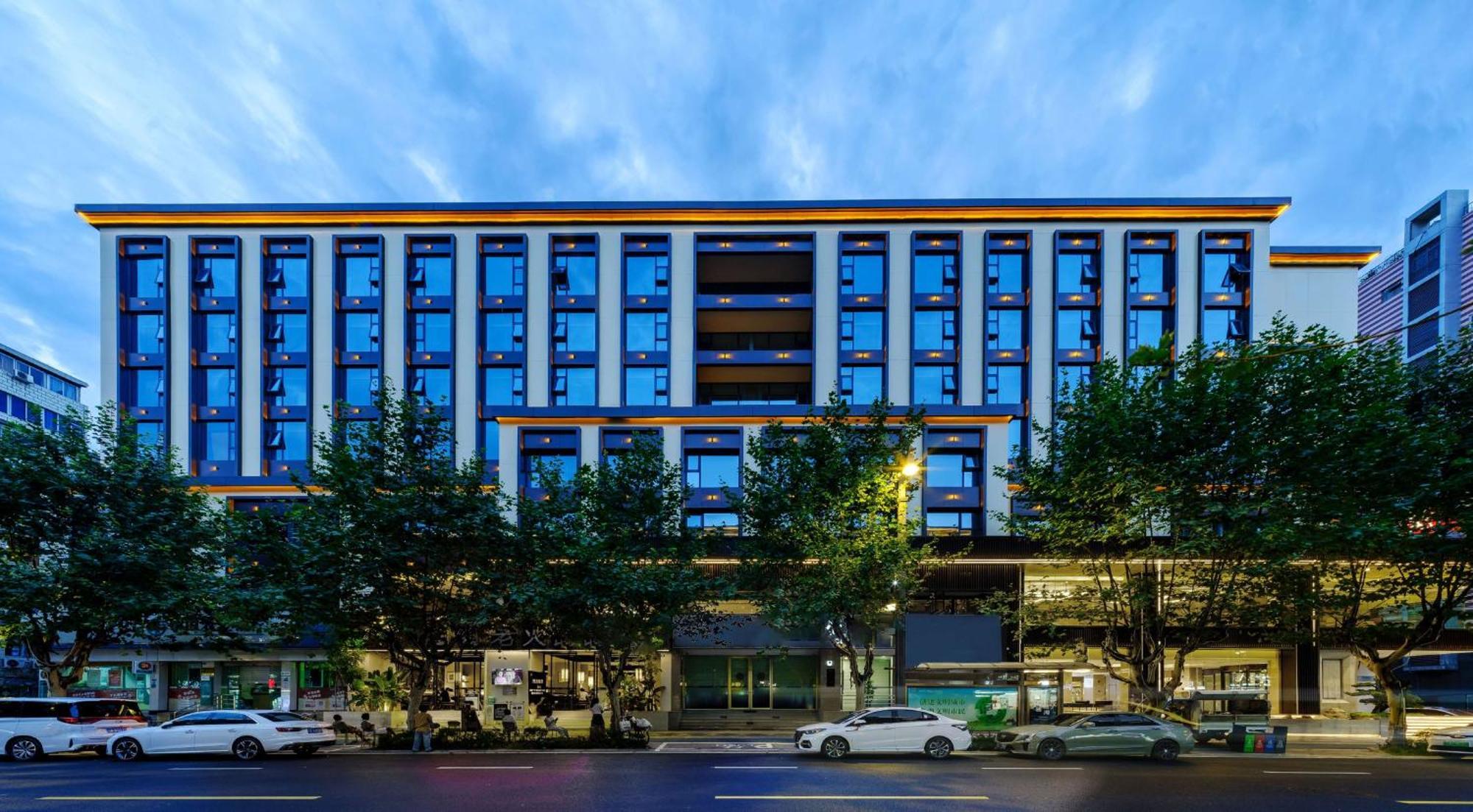 Hilton Garden Inn Chengdu Kuanzhai Alley Ngoại thất bức ảnh